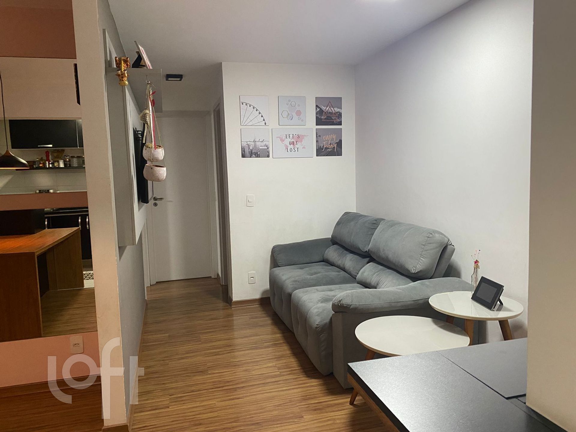 Apartamento à venda com 2 quartos, 68m² - Foto 2