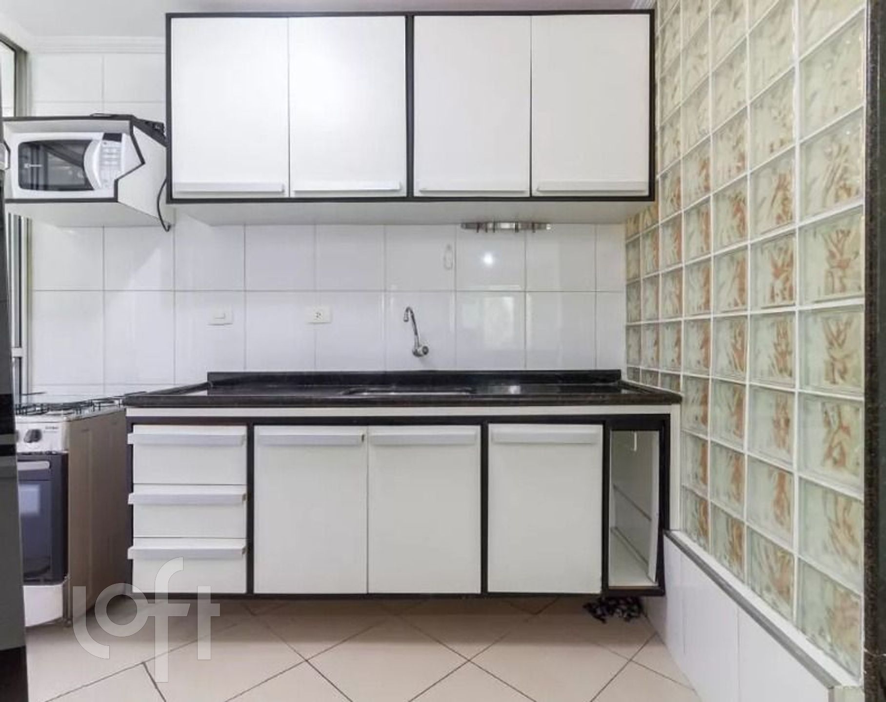 Apartamento à venda com 2 quartos, 65m² - Foto 4