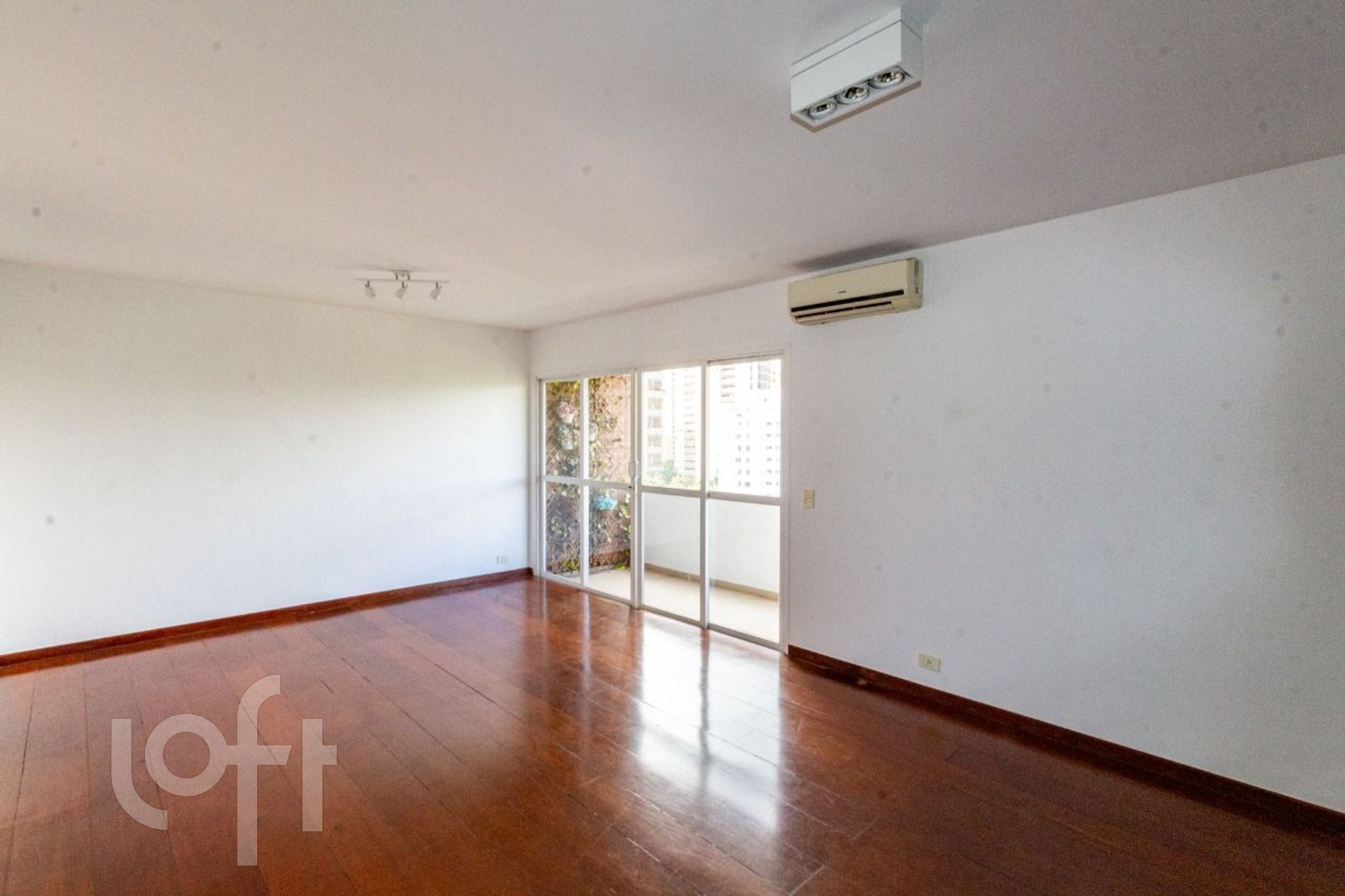 Apartamento à venda em Alto de Pinheiros com 118 m², 2 quartos, 1 suíte, 2 vagas