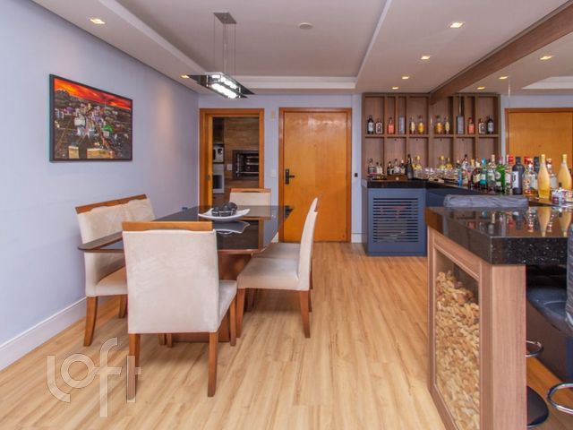 Apartamento com 97m², 3 dormitórios, 1 suíte, 5 vagas, Cristo Redentor em Porto Alegre