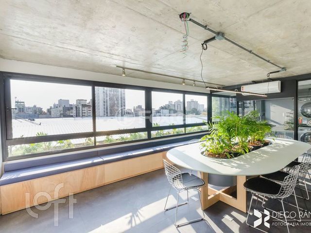 Apartamento com 64m², 1 dormitório, 1 suíte, 1 vaga, Menino Deus em Porto Alegre