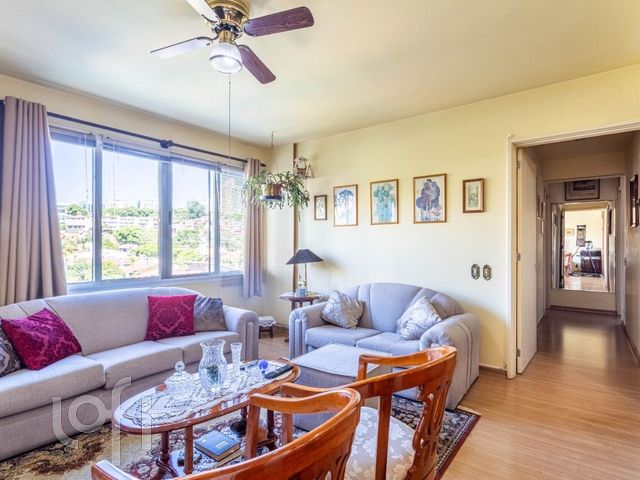 Apartamento com 111m², 3 dormitórios, 1 suíte, 1 vaga, Boa Vista em Porto Alegre