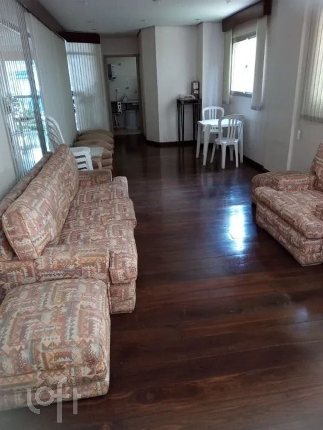 Apartamento à venda com 2 quartos, 49m² - Foto 1