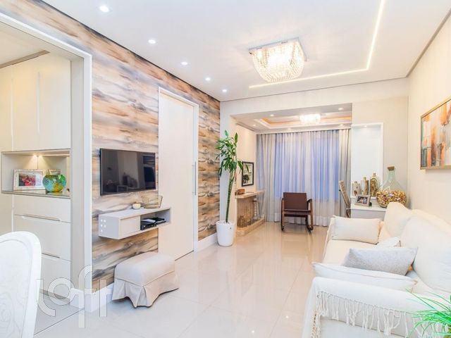 Apartamento com 70m², 2 dormitórios, 1 vaga, Vila Ipiranga em Porto Alegre