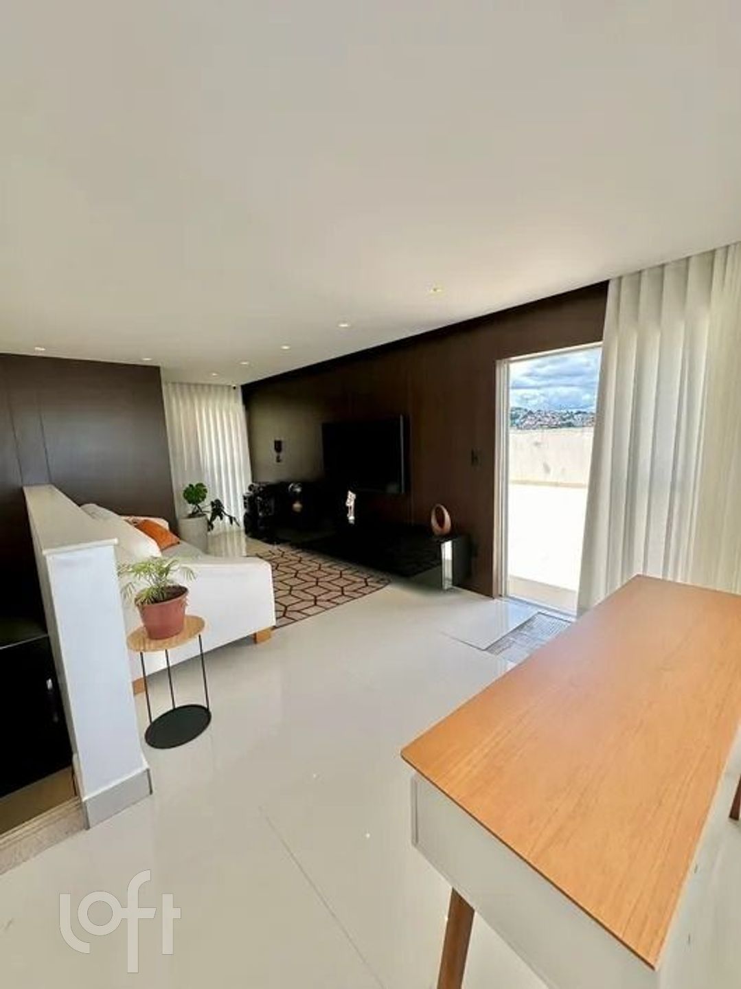 Apartamento à venda com 3 quartos, 240m² - Foto 8