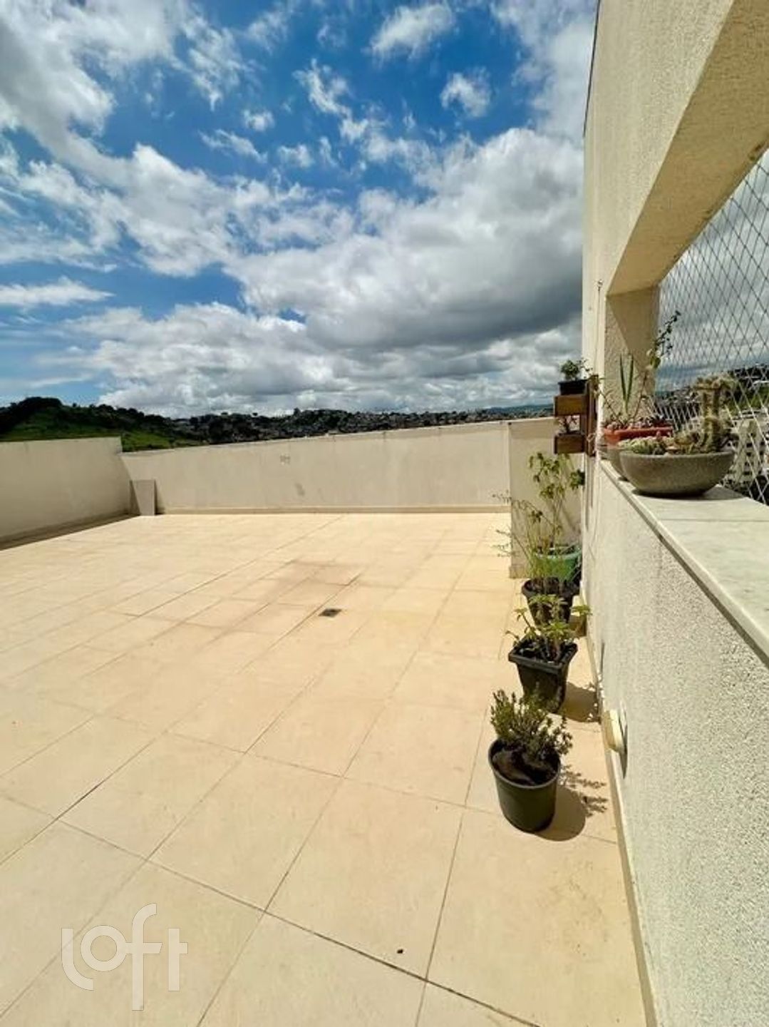 Apartamento à venda com 3 quartos, 240m² - Foto 9