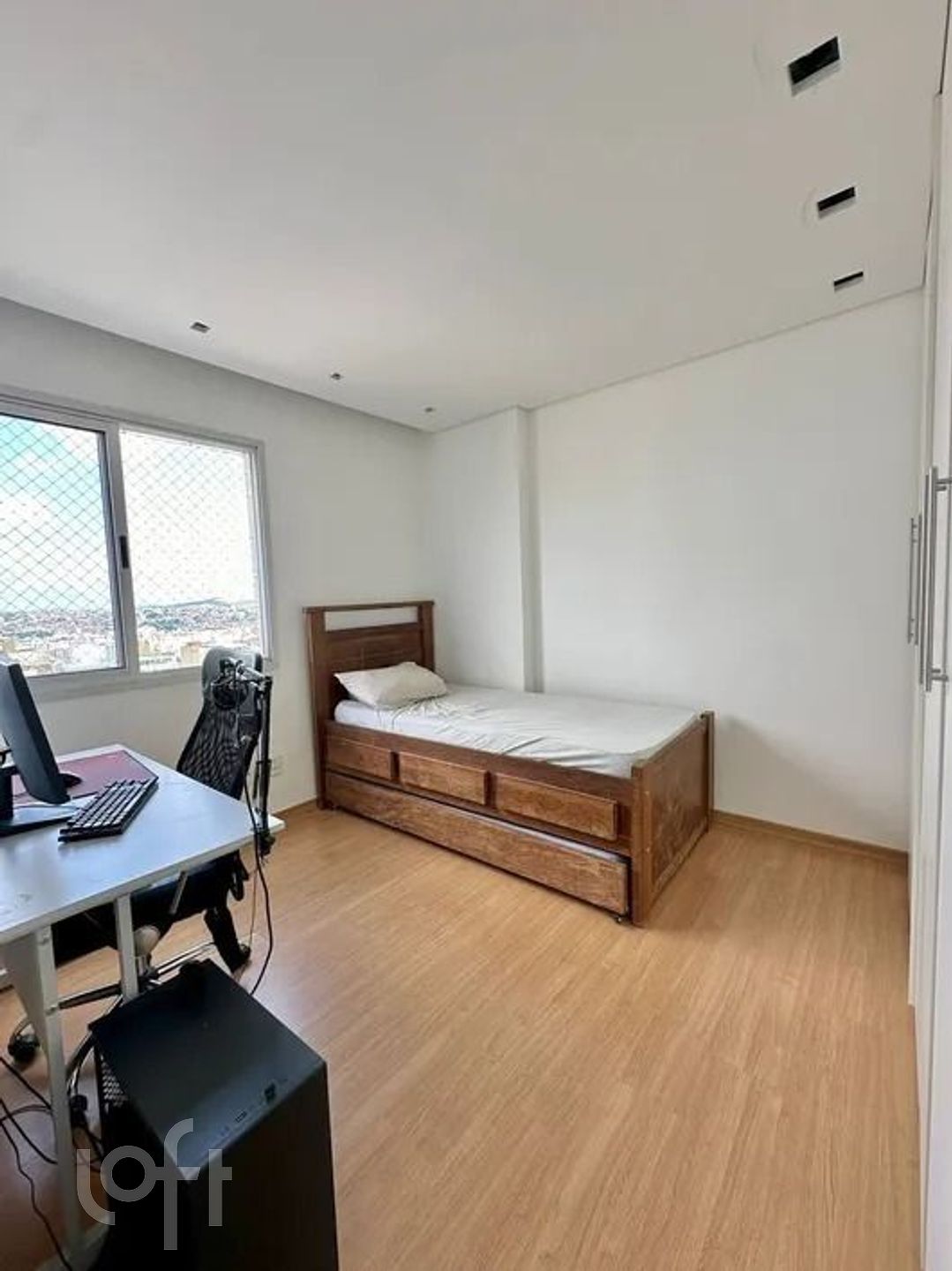 Apartamento à venda com 3 quartos, 240m² - Foto 23