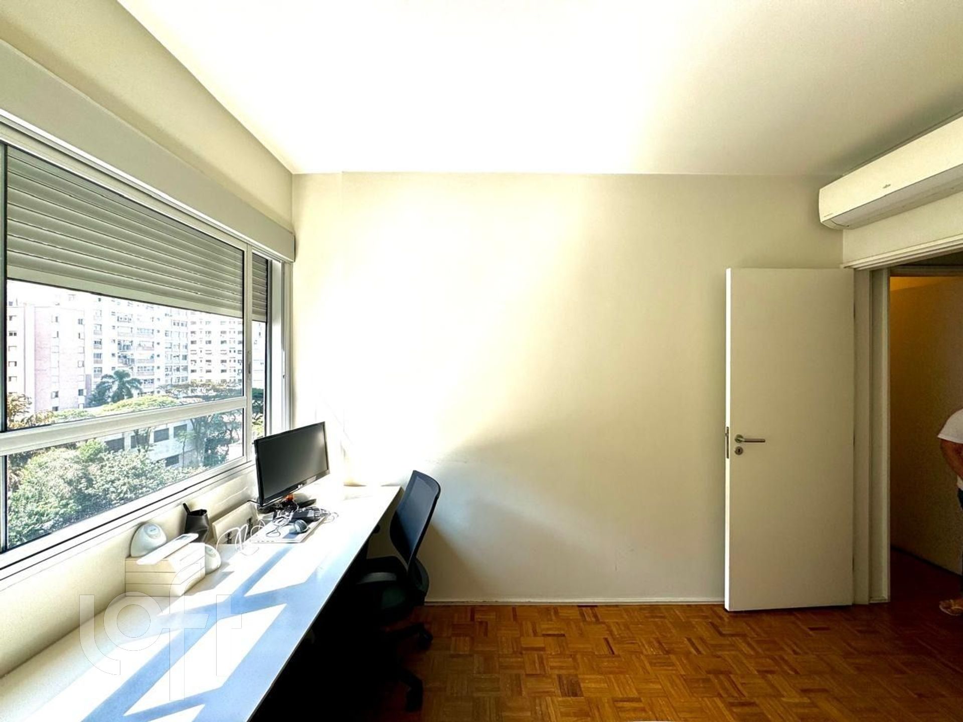 Apartamento à venda com 3 quartos, 154m² - Foto 7