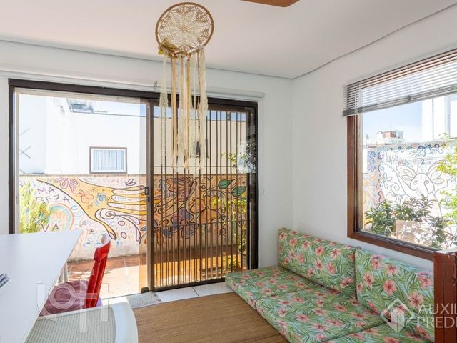 Apartamento com 89m², 1 dormitório, 1 vaga, Petrópolis em Porto Alegre