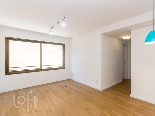 Apartamento com 60m², 2 dormitórios, 1 suíte, 1 vaga, Higienópolis em Porto Alegre