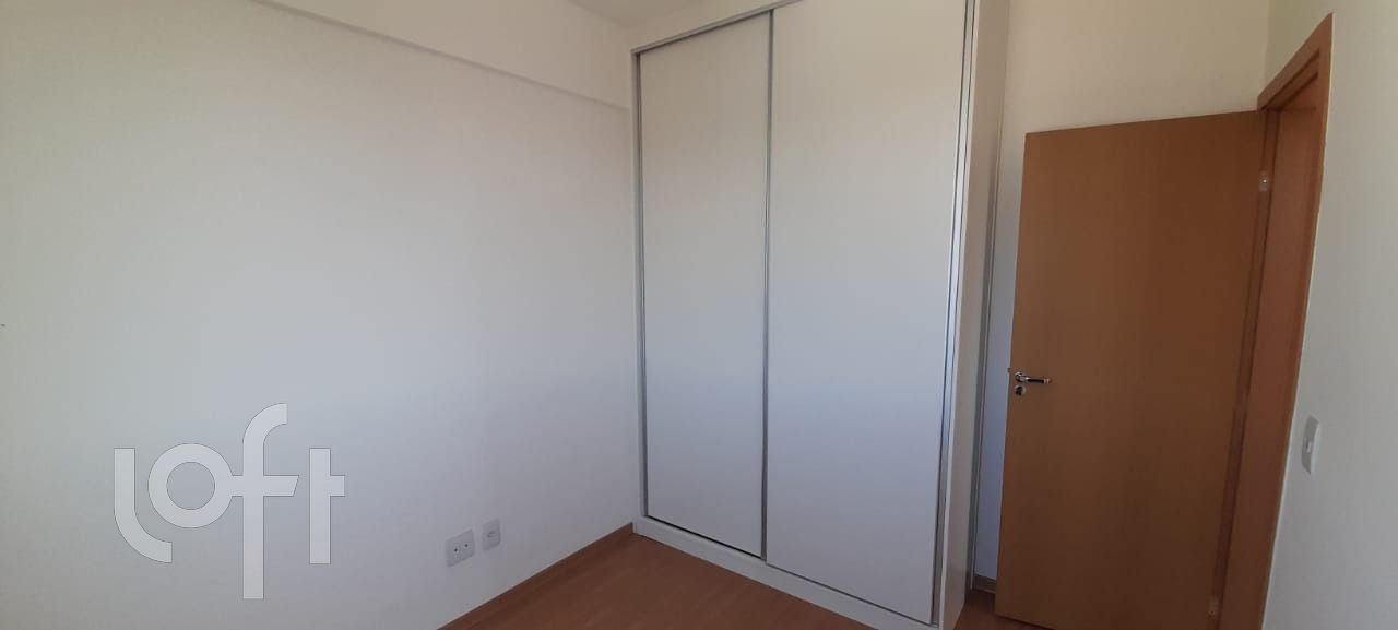 Apartamento à venda com 3 quartos, 77m² - Foto 16