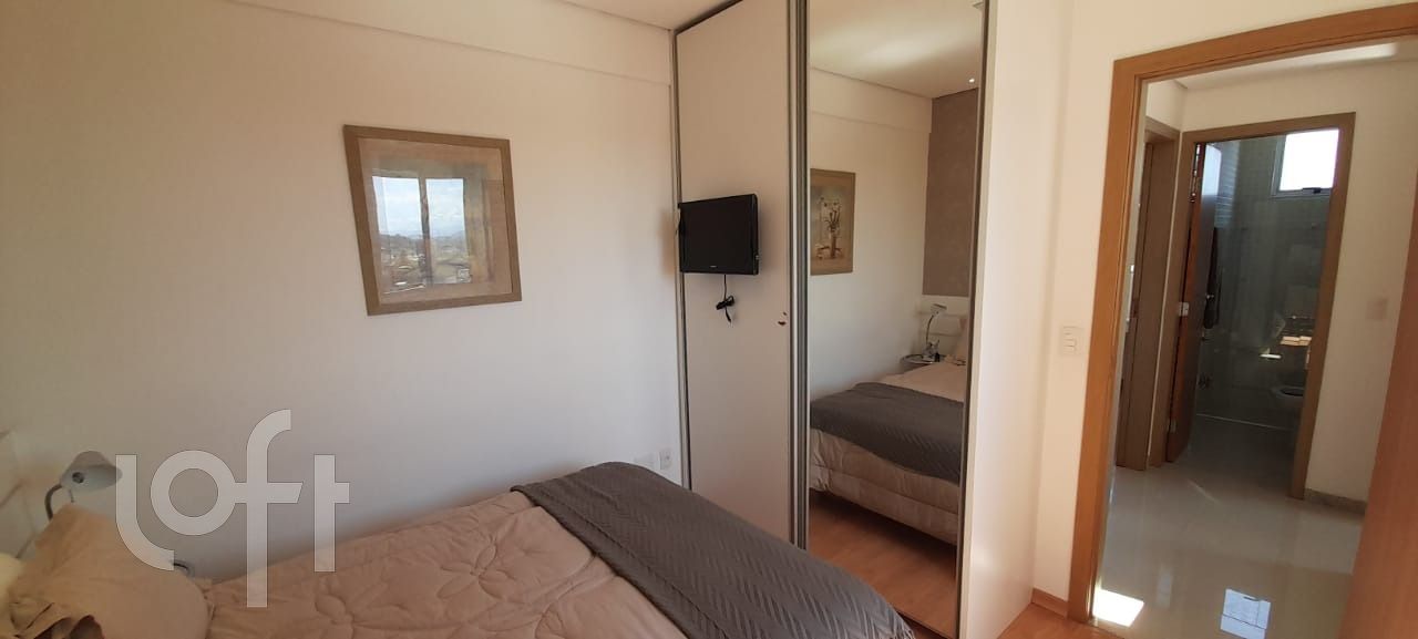 Apartamento à venda com 3 quartos, 77m² - Foto 6