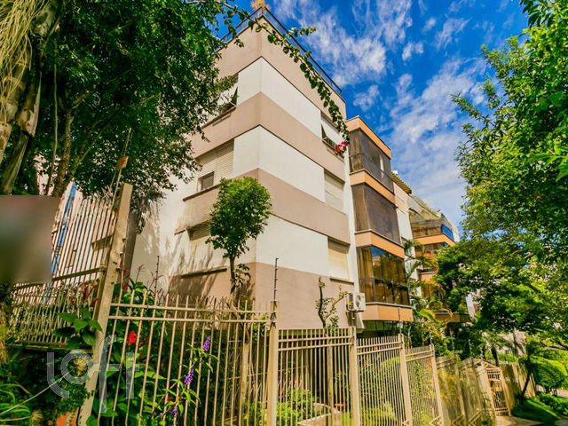 Apartamento com 103m², 3 dormitórios, 1 suíte, 1 vaga, Higienópolis em Porto Alegre