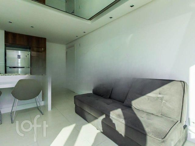 Apartamento com 38m², 1 dormitório, 1 vaga, Praia de Belas em Porto Alegre