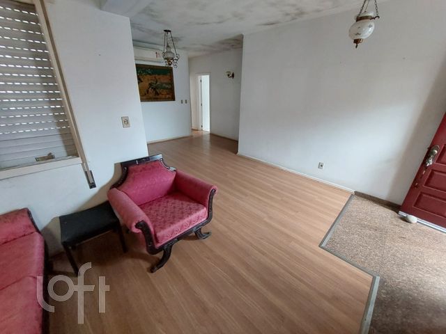 Casa com 162m², 3 dormitórios, 2 vagas, Jardim Botânico em Porto Alegre