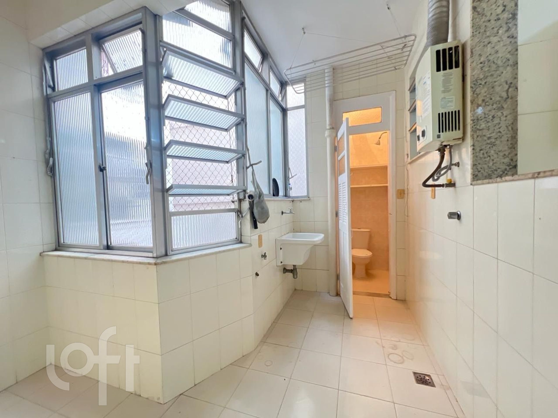 Apartamento à venda com 3 quartos, 90m² - Foto 17