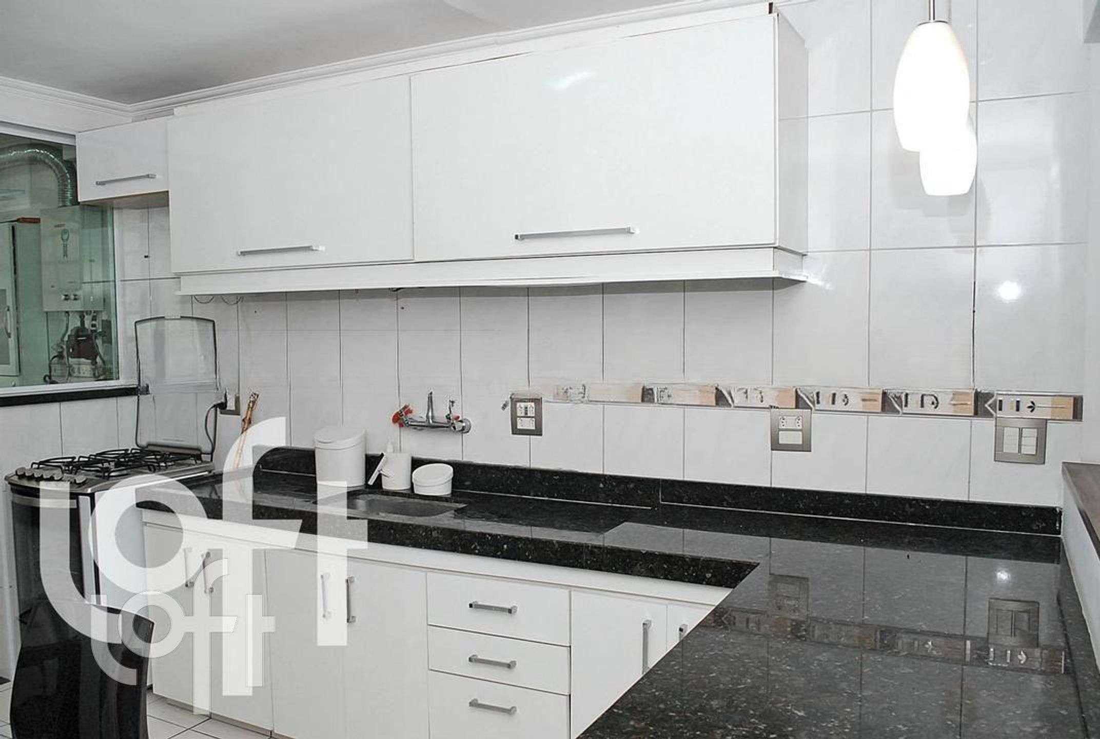 Apartamento à venda com 2 quartos, 64m² - Foto 11