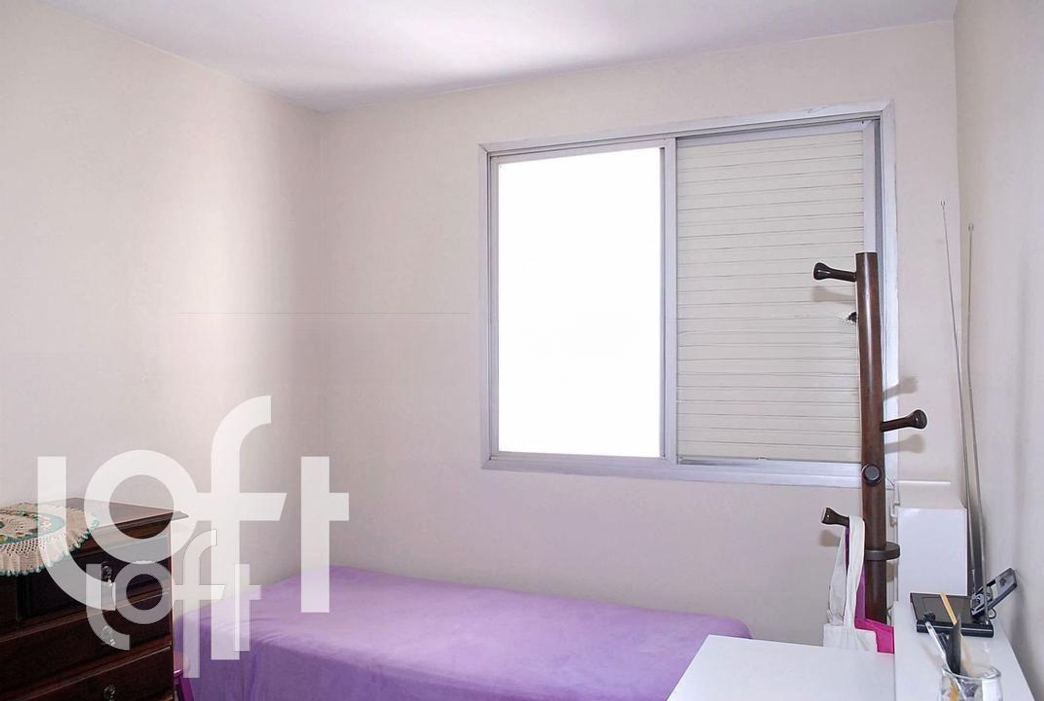 Apartamento à venda com 2 quartos, 64m² - Foto 2