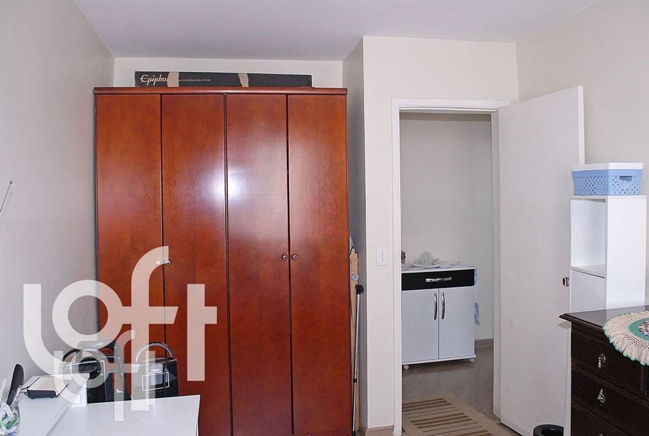 Apartamento à venda com 2 quartos, 64m² - Foto 1