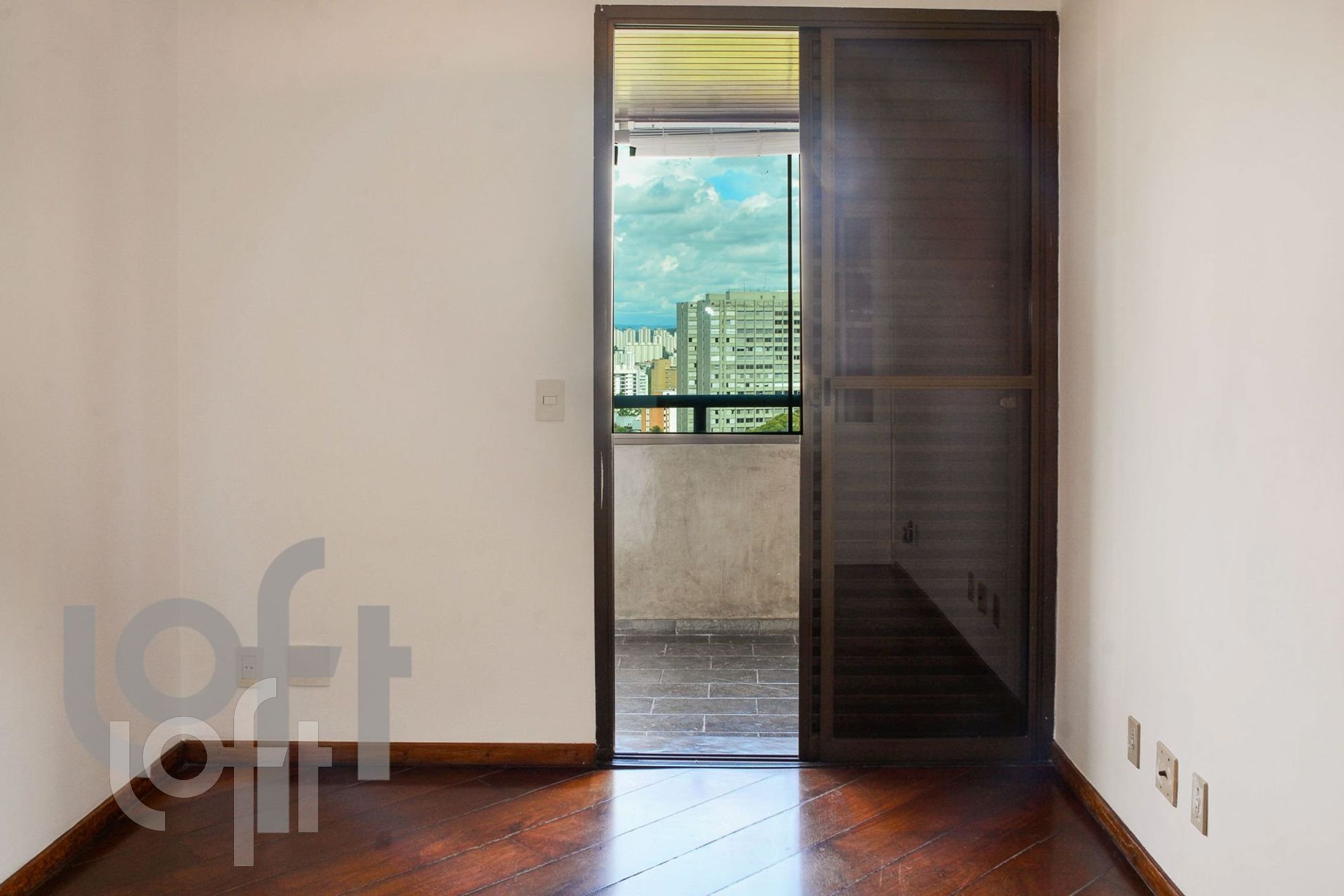 Apartamento à venda com 4 quartos, 145m² - Foto 14