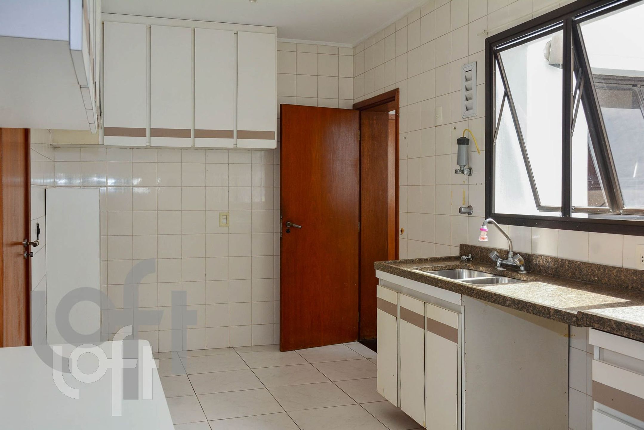 Apartamento à venda com 4 quartos, 145m² - Foto 21