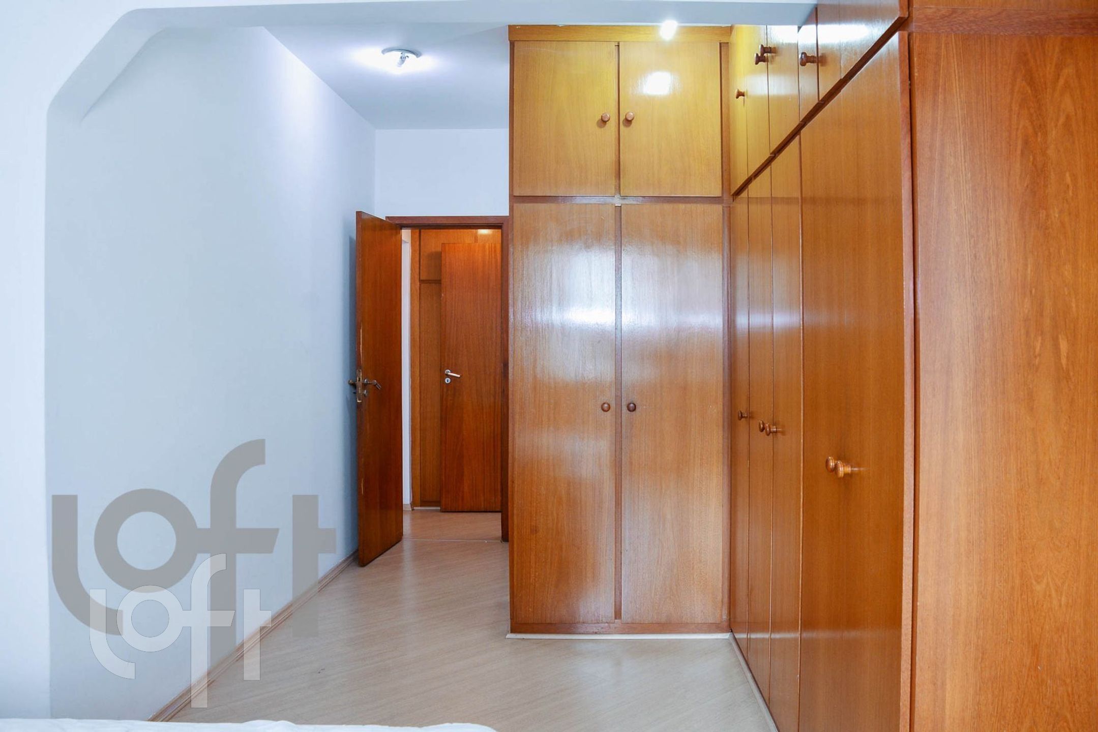 Apartamento à venda com 4 quartos, 145m² - Foto 10