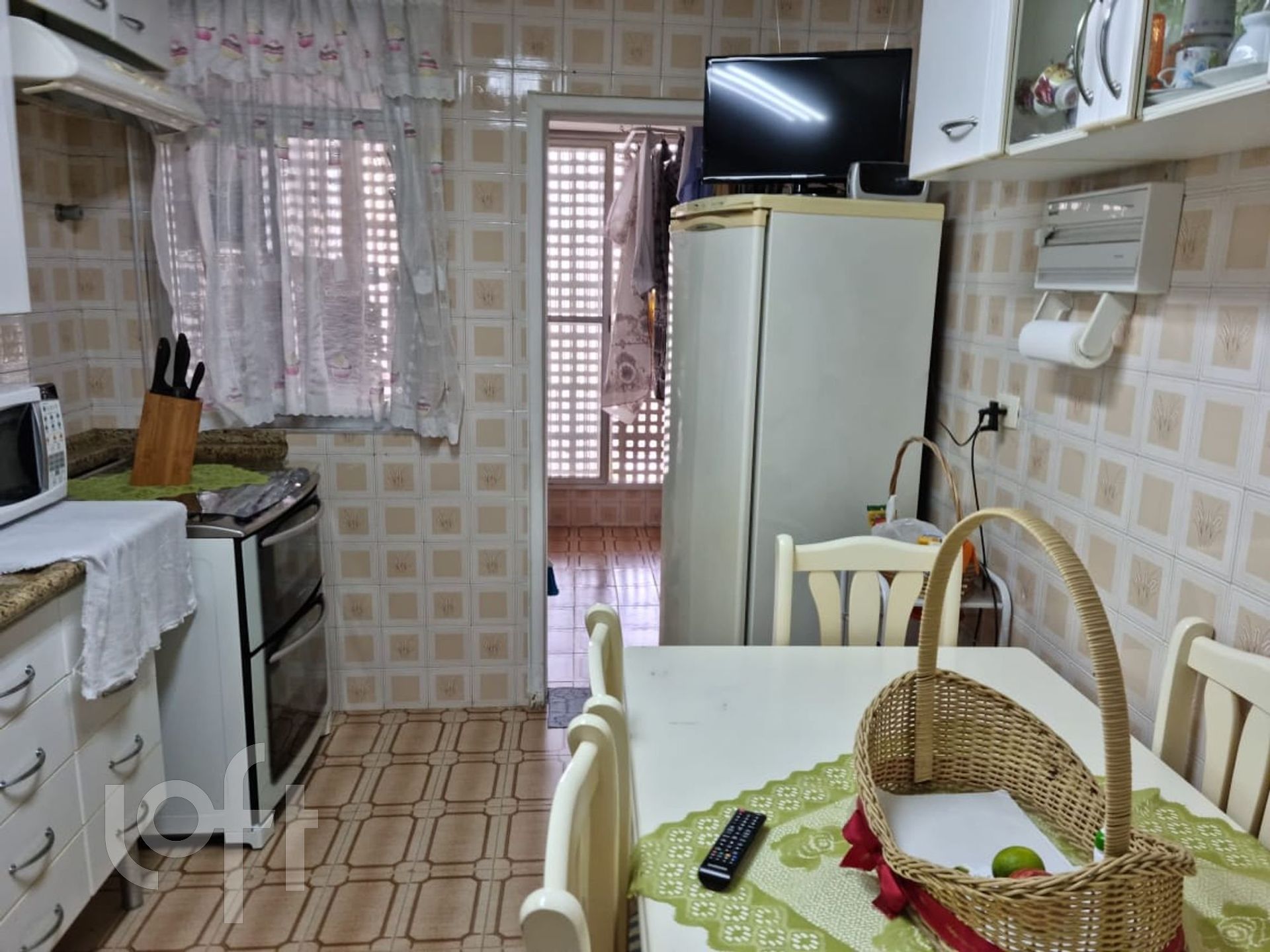 Apartamento à venda com 3 quartos, 131m² - Foto 7