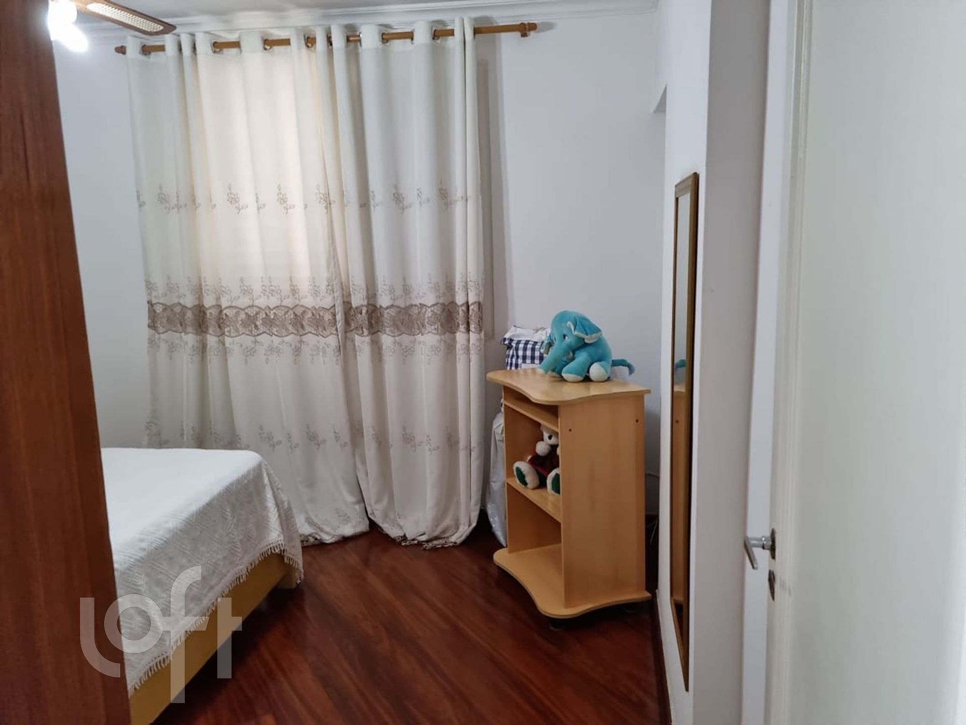 Apartamento à venda com 3 quartos, 131m² - Foto 18