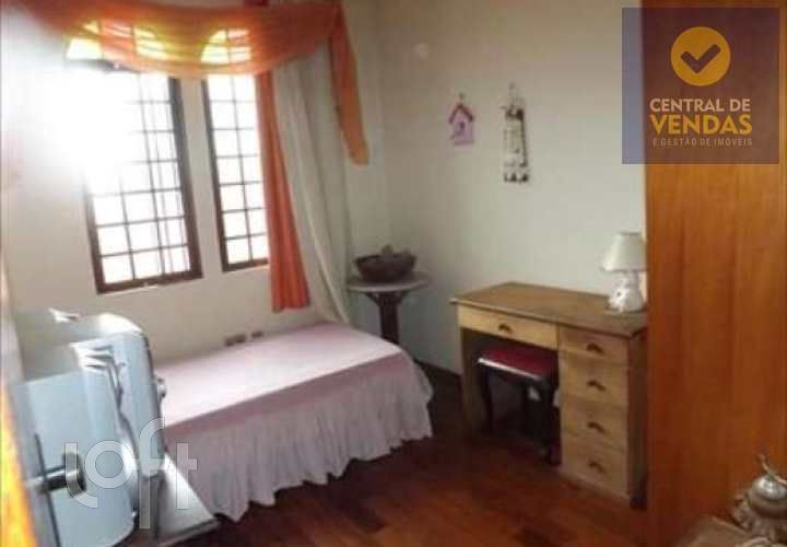 Casa à venda com 4 quartos, 180m² - Foto 8