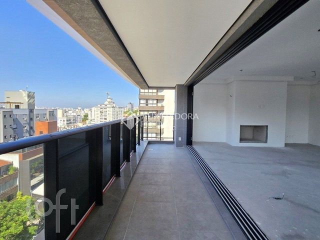 Apartamento com 208m², 3 dormitórios, 3 suítes, 4 vagas, Bela Vista em Porto Alegre