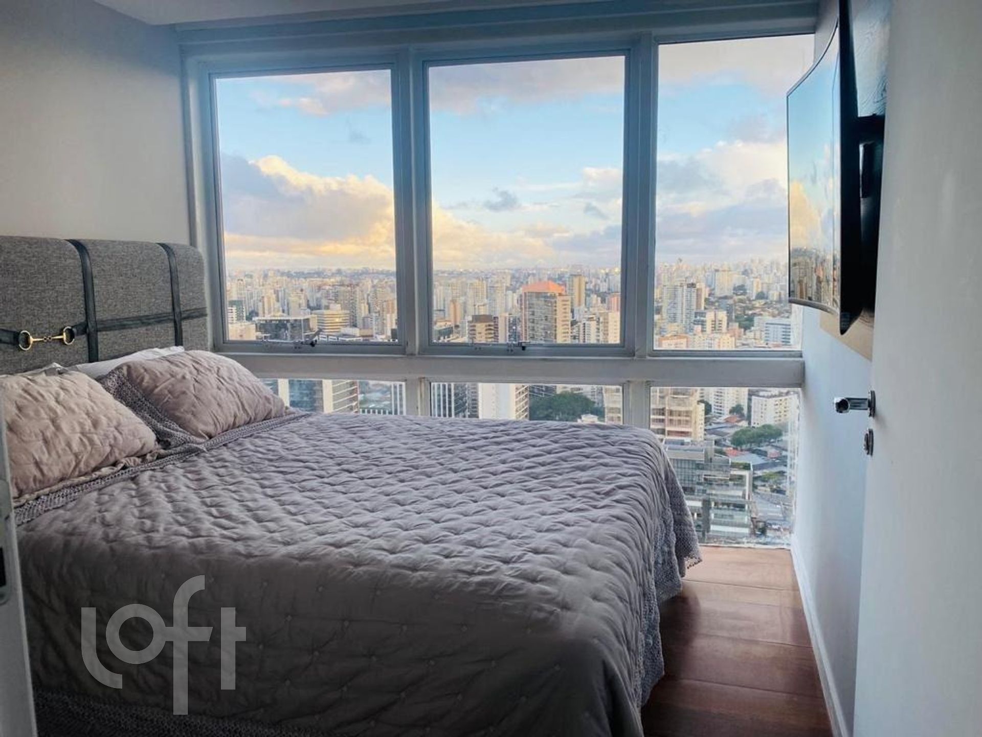 Apartamento à venda com 3 quartos, 150m² - Foto 9