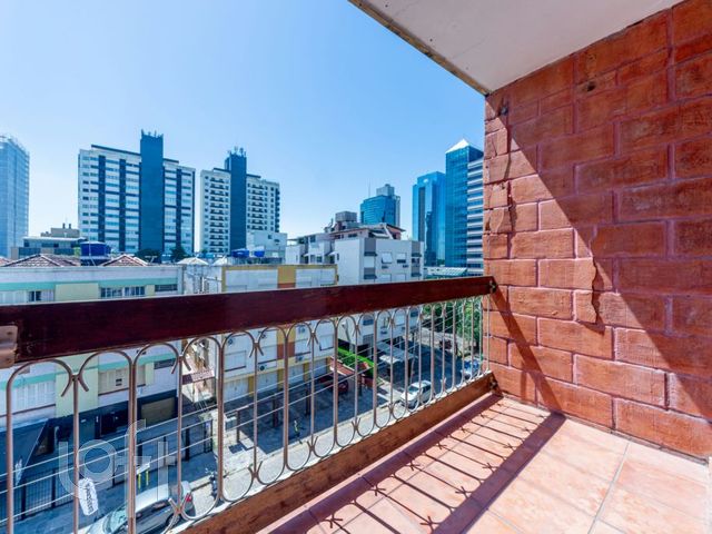 Apartamento com 187m², 3 dormitórios, 1 suíte, 1 vaga, Praia de Belas em Porto Alegre