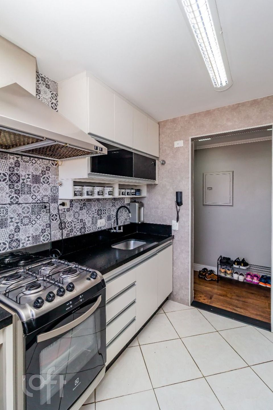 Apartamento à venda com 3 quartos, 70m² - Foto 11