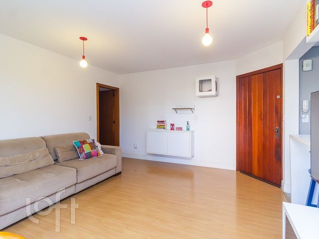 Apartamento com 64m², 2 dormitórios, 1 suíte, 1 vaga, Cidade Baixa em Porto Alegre