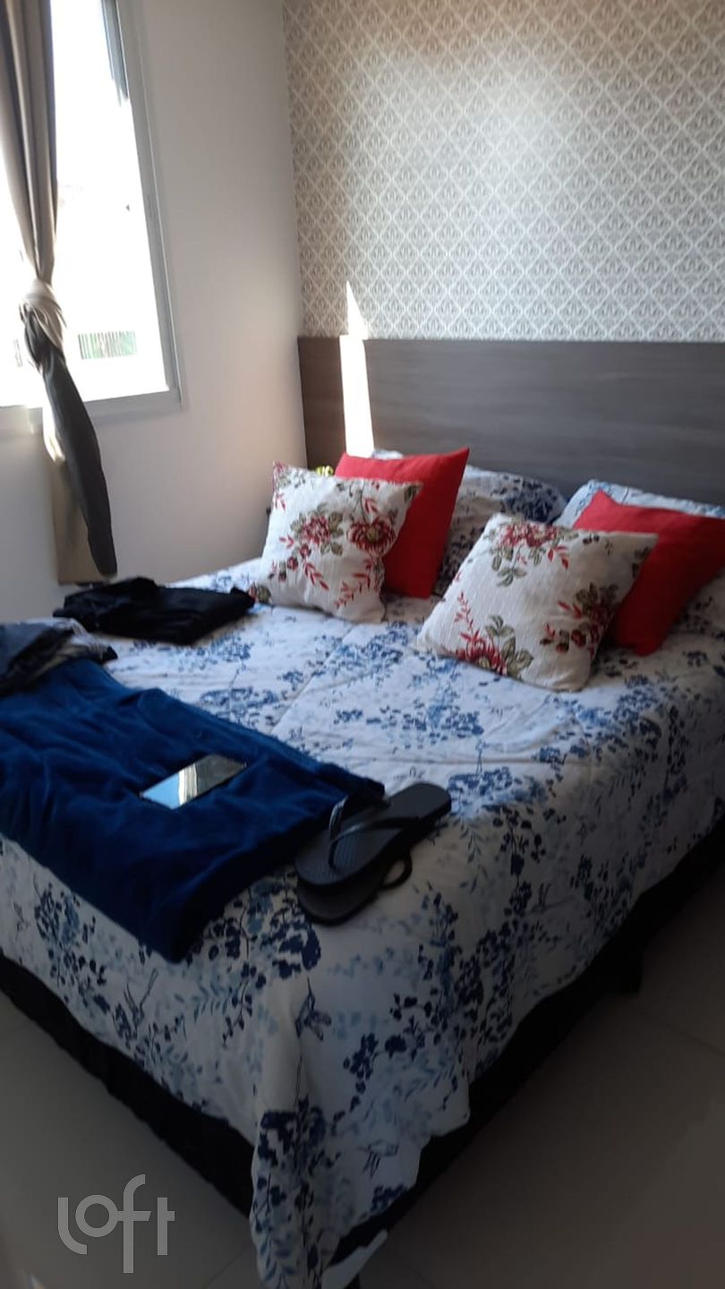 Apartamento à venda com 2 quartos, 41m² - Foto 3