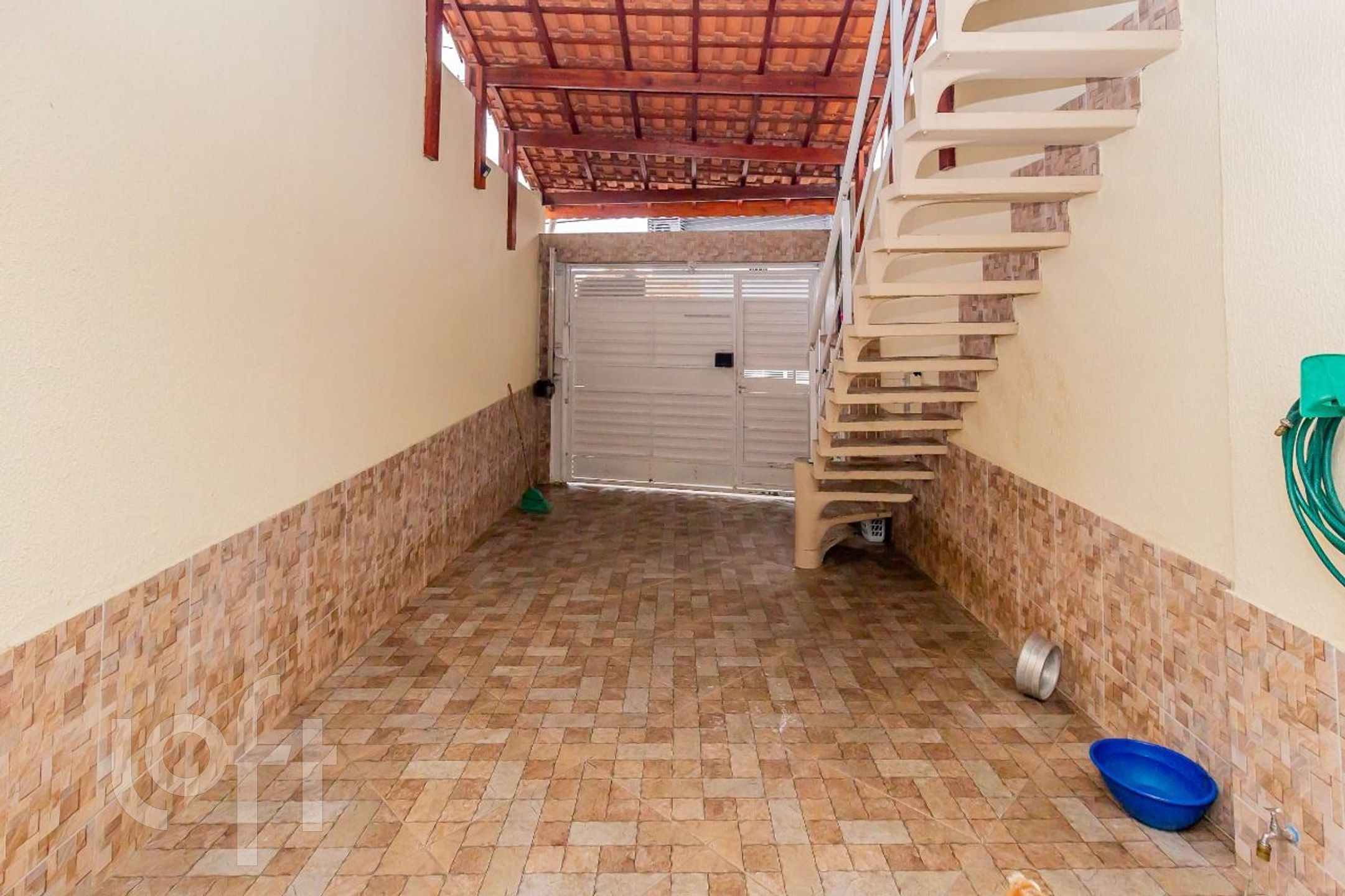 Imagem da propriedade PUdy81n6 47