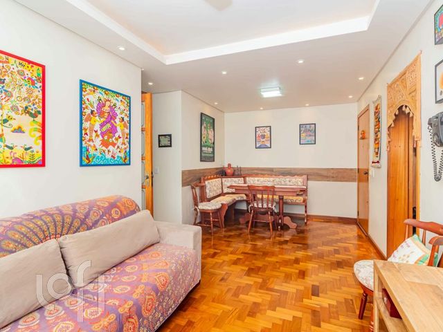 Apartamento com 93m², 3 dormitórios, 1 suíte, 2 vagas, Petrópolis em Porto Alegre