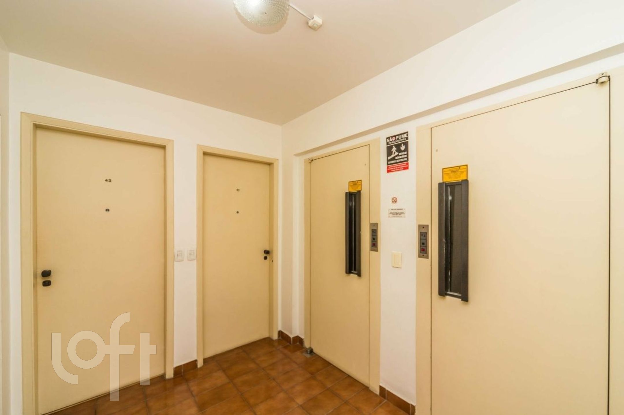 Apartamento à venda com 1 quarto, 45m² - Foto 28