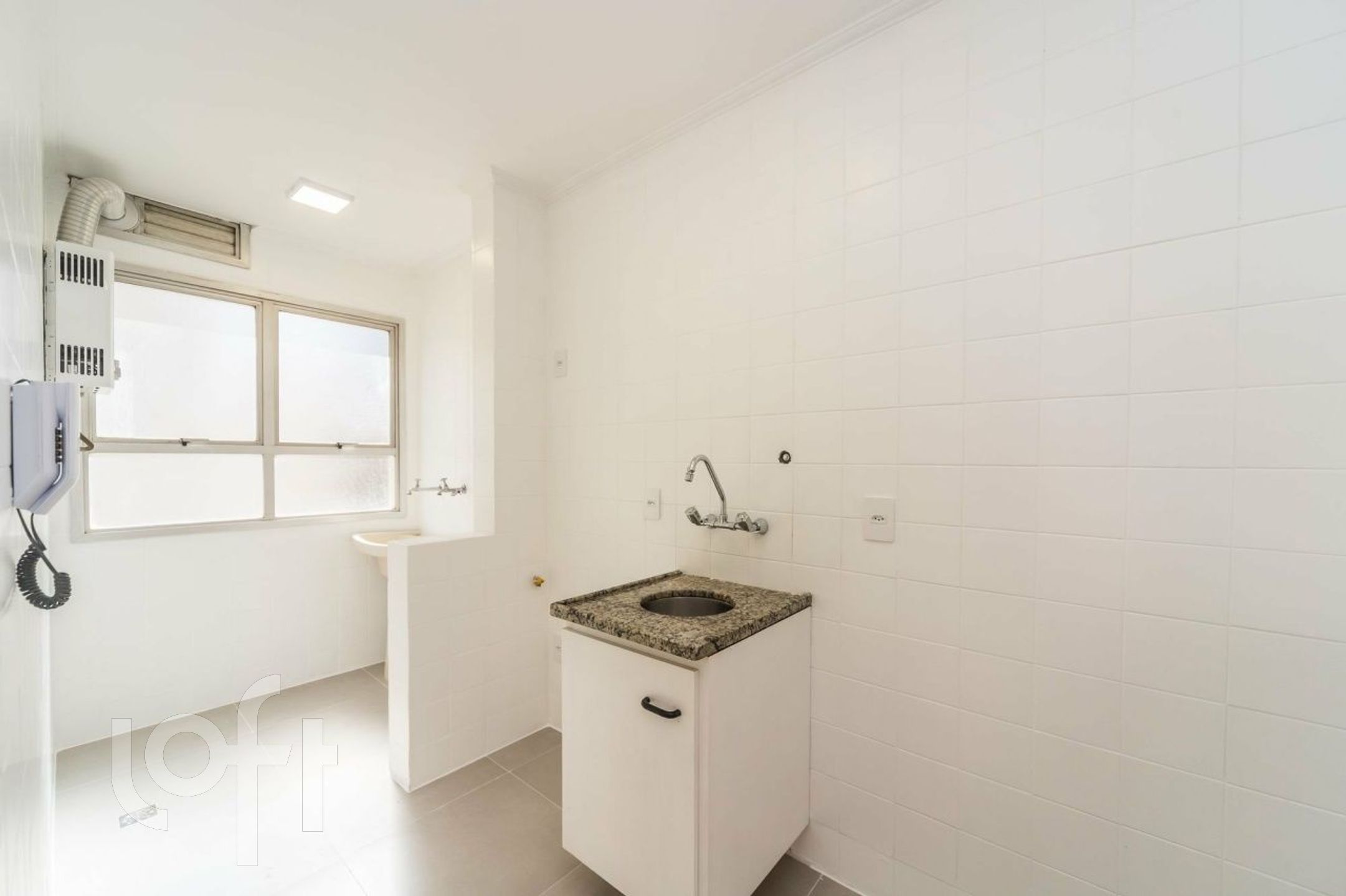 Apartamento à venda com 1 quarto, 45m² - Foto 11