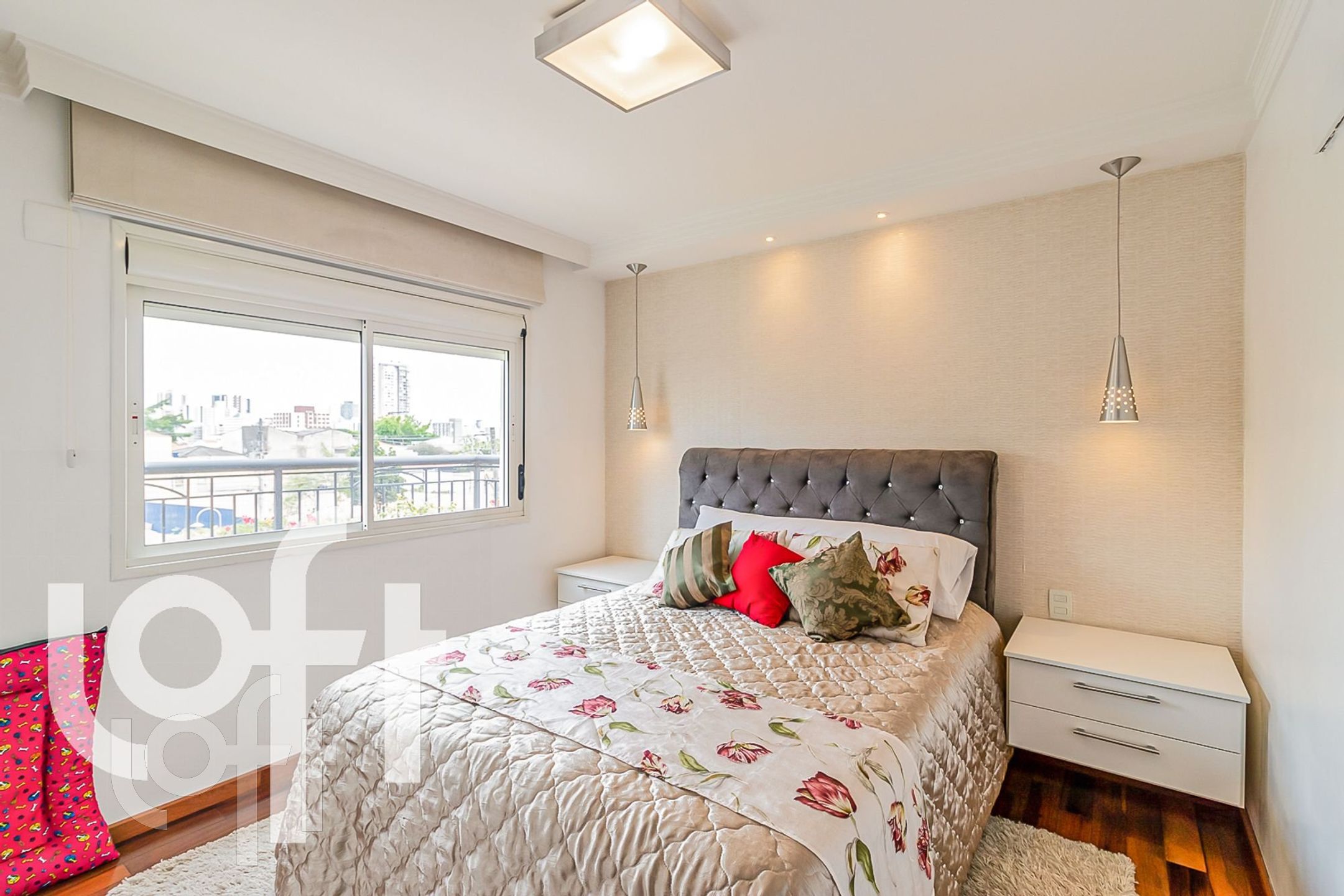 Apartamento à venda com 3 quartos, 182m² - Foto 4