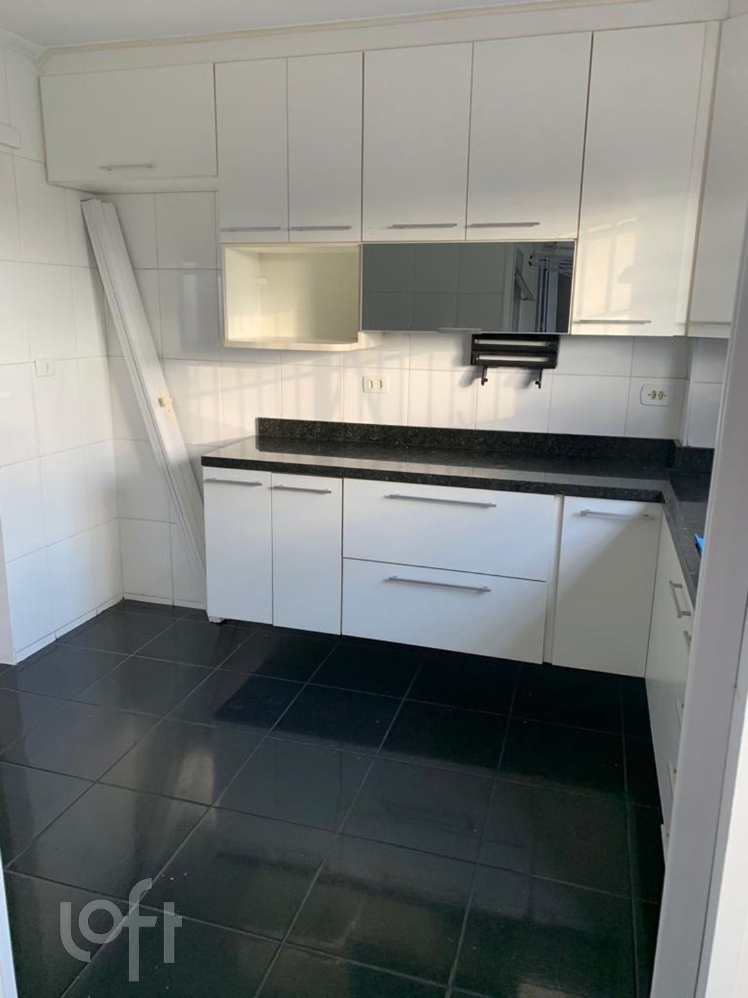 Apartamento à venda com 3 quartos, 82m² - Foto 18