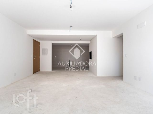 Apartamento com 114m², 3 dormitórios, 1 suíte, 3 vagas, Três Figueiras em Porto Alegre