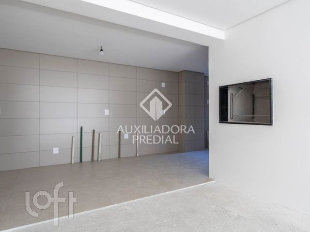 Apartamento com 114m², 3 dormitórios, 1 suíte, 3 vagas, Três Figueiras em Porto Alegre