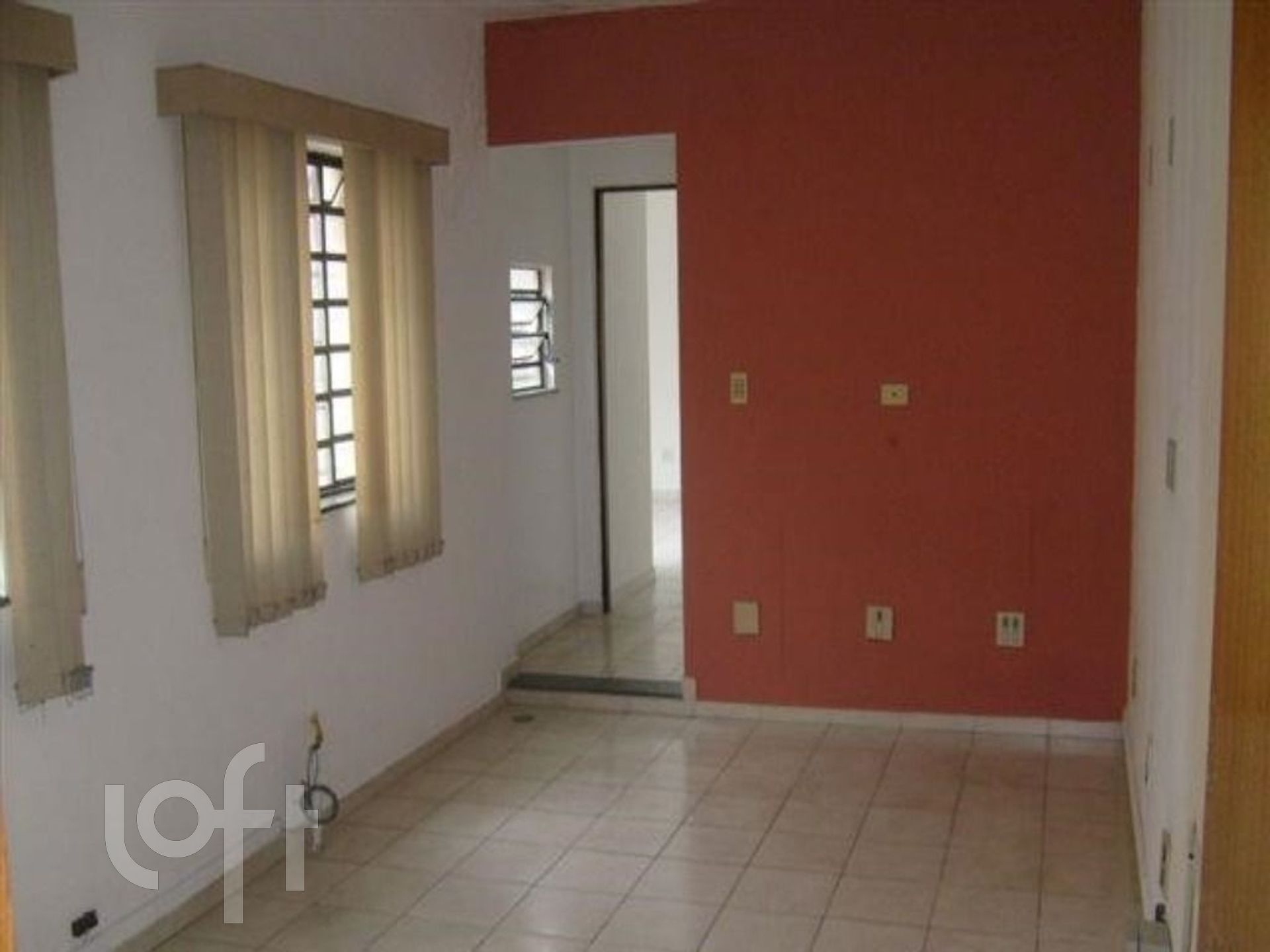 Casa à venda com 8 quartos, 200m² - Foto 13