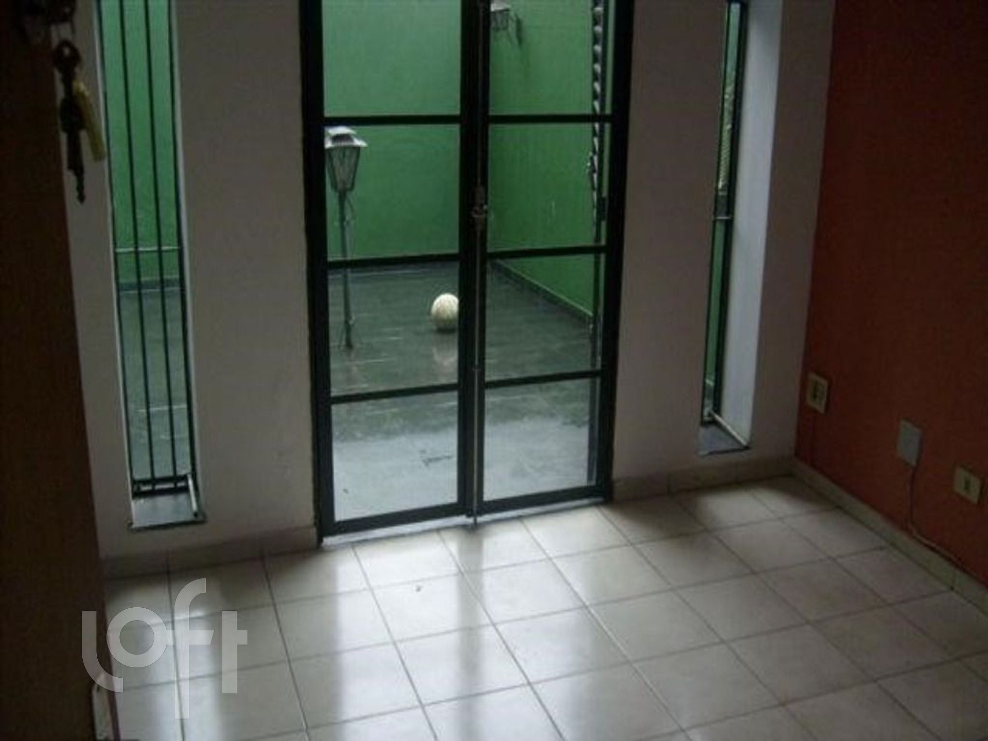 Casa à venda com 8 quartos, 200m² - Foto 16