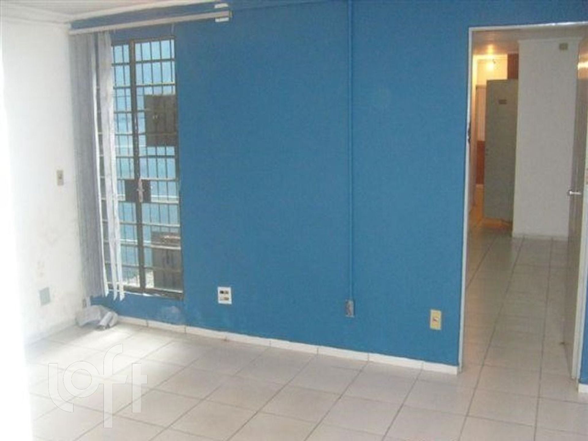 Casa à venda com 8 quartos, 200m² - Foto 6