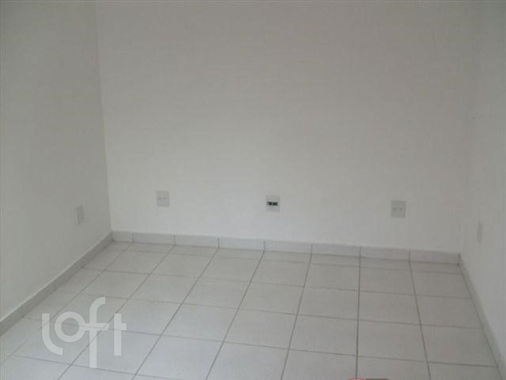 Casa à venda com 8 quartos, 200m² - Foto 15