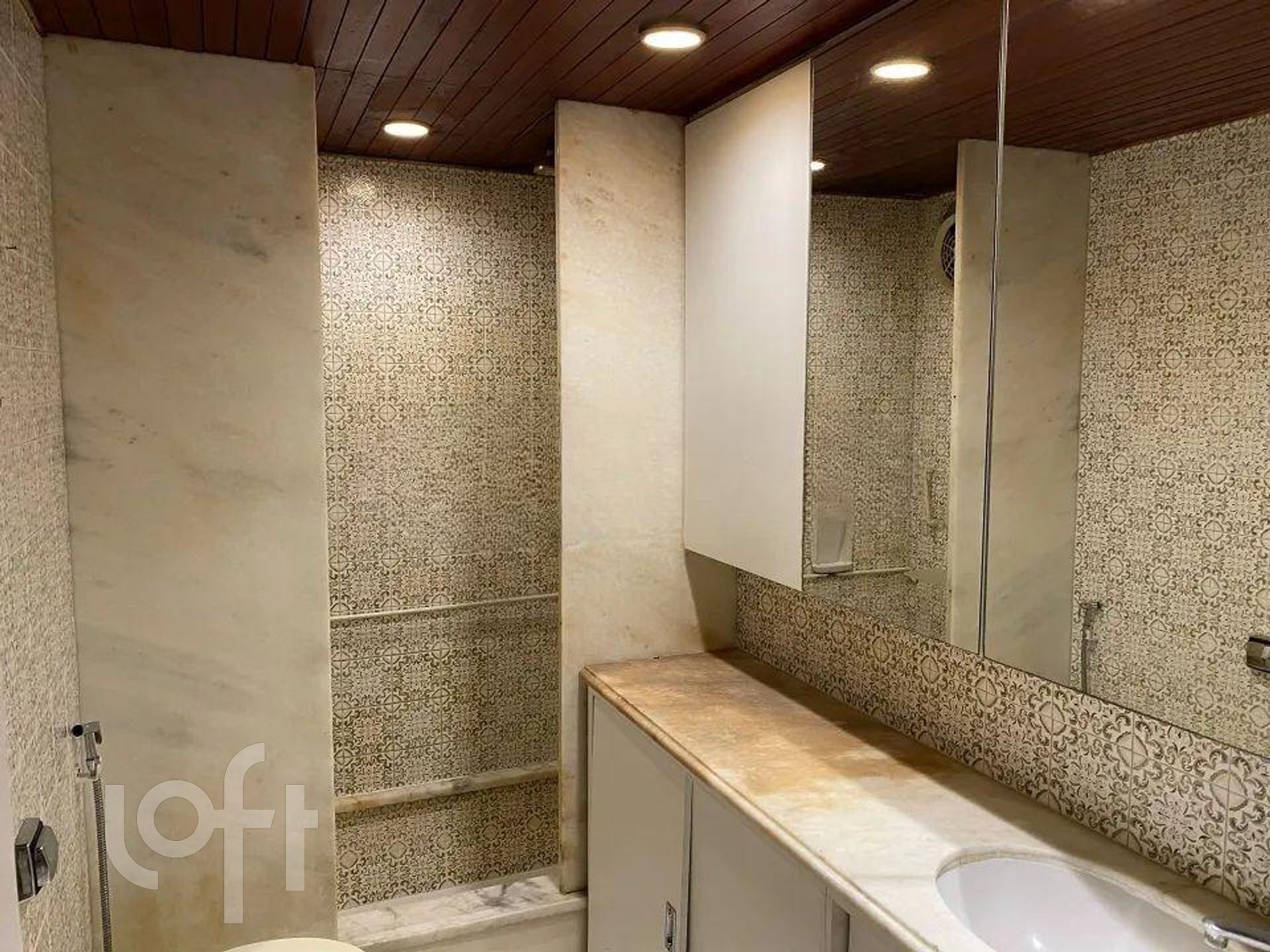 Apartamento à venda com 4 quartos, 258m² - Foto 17