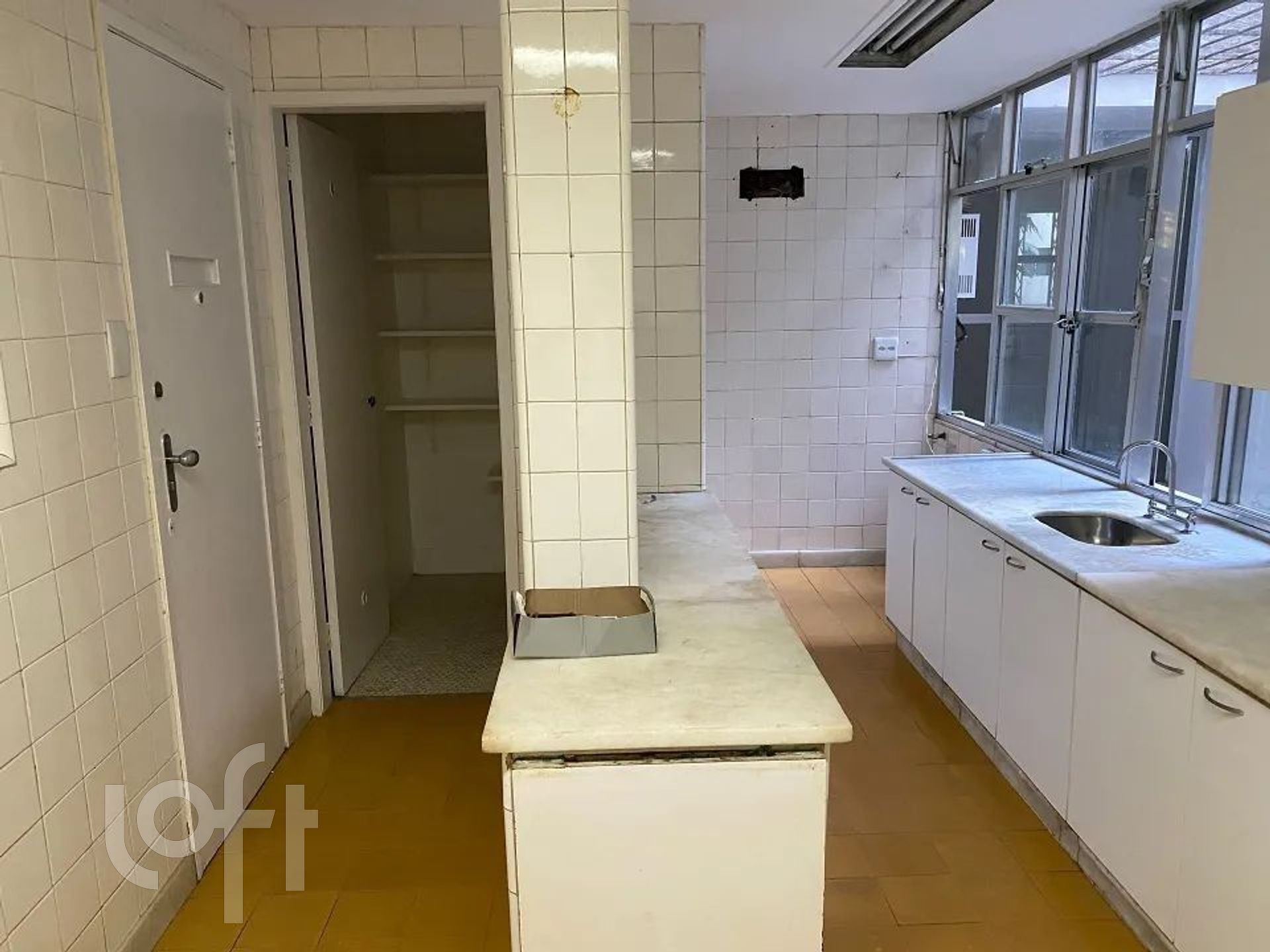 Apartamento à venda com 4 quartos, 258m² - Foto 21