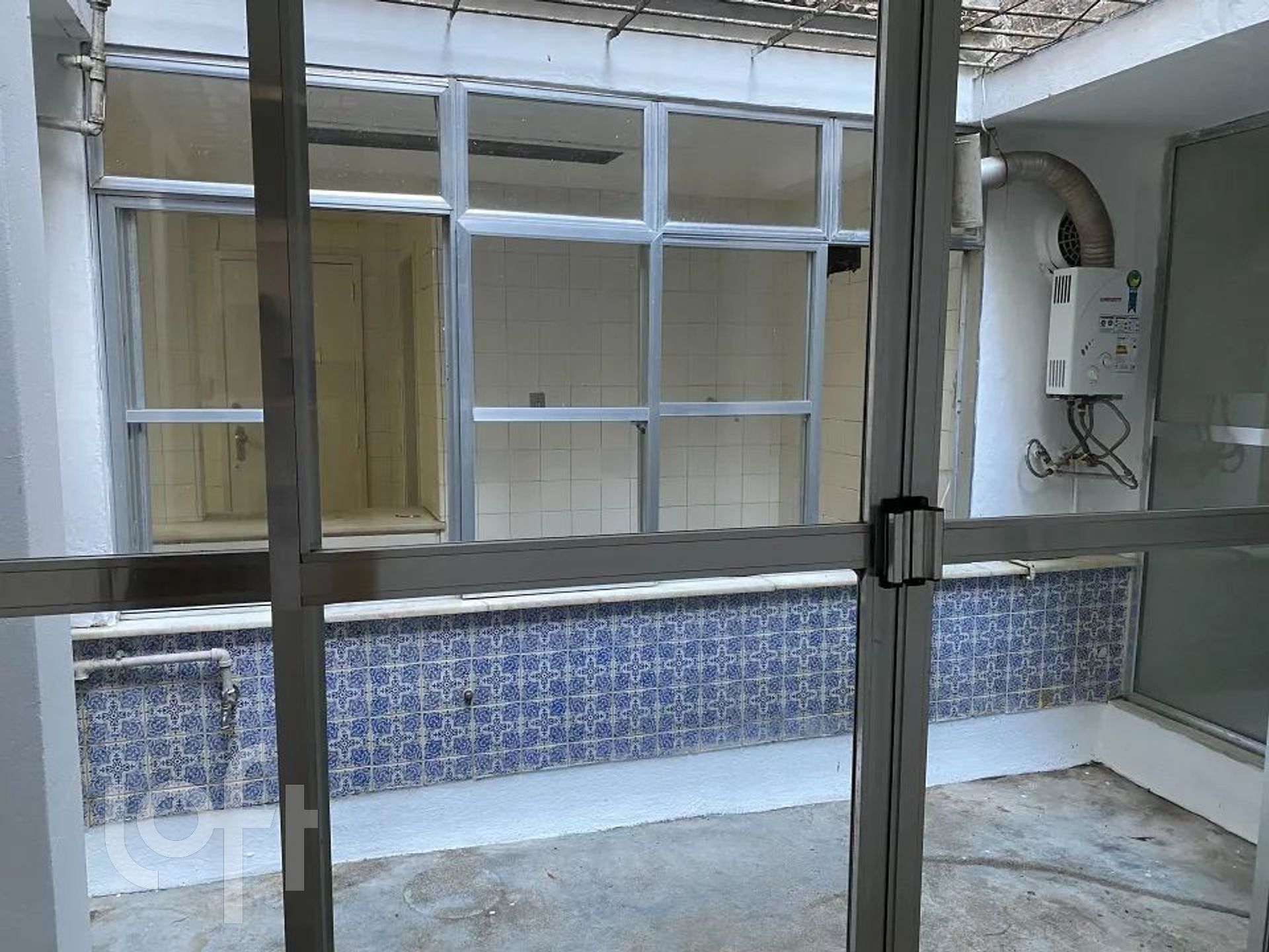 Apartamento à venda com 4 quartos, 258m² - Foto 11